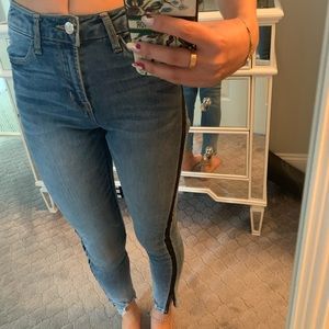 Vervet blue jeans with dark blue stripe